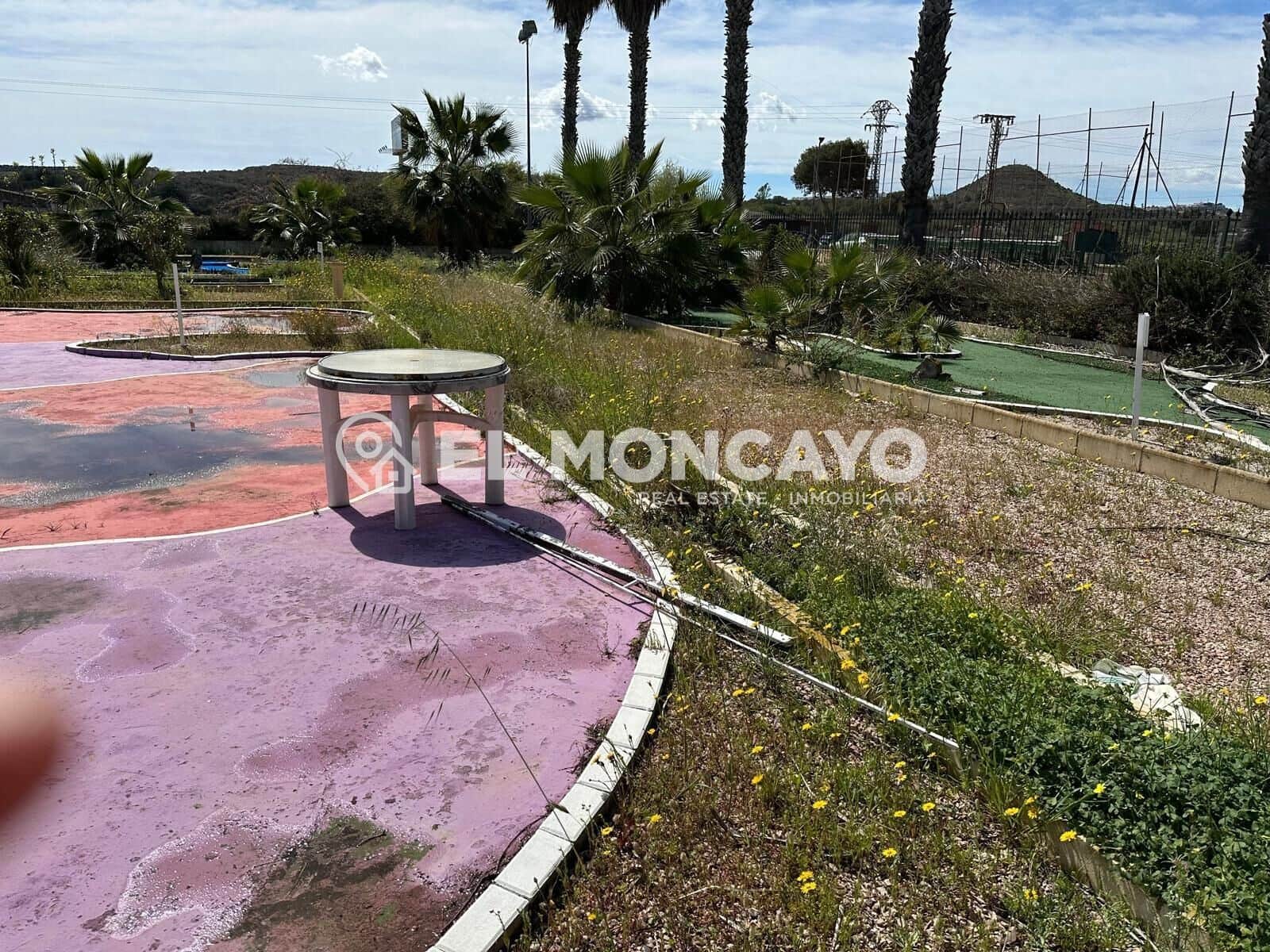 Virksomhed til salg i Guardamar del Segura - € 750.000 (Ref: 8896906)