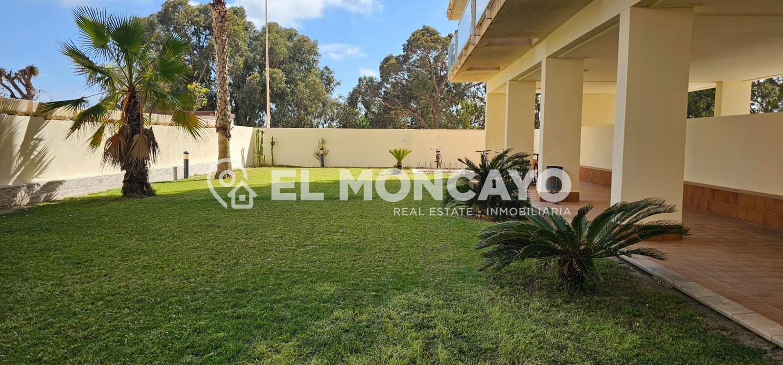 3 chambre Penthouse à vendre à Guardamar del Segura avec piscine - 235 000 € (Ref: 8913163)