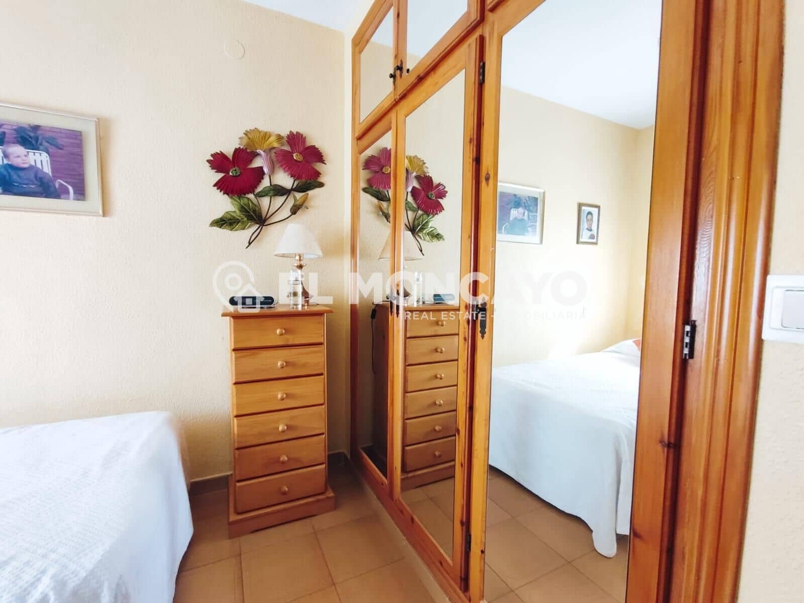 4 sypialnia Dom szeregowy na sprzedaż w Guardamar del Segura z basenem garażem - 435 000 € (Ref: 8915204)