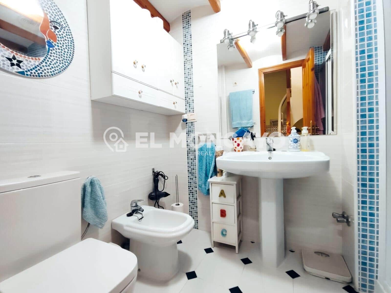 4 sypialnia Dom szeregowy na sprzedaż w Guardamar del Segura z basenem garażem - 435 000 € (Ref: 8915204)