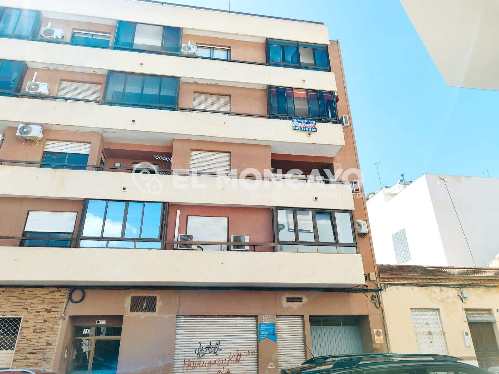 3 bedroom Apartment for sale in Guardamar del Segura - € 166,000 (Ref: 8926783)