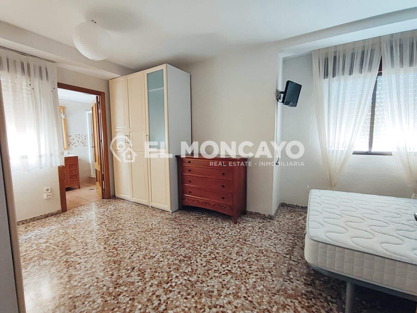 3 bedroom Apartment for sale in Guardamar del Segura - € 166,000 (Ref: 8926783)