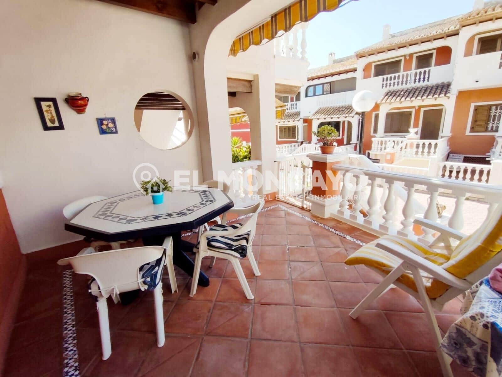 5 sypialnia Dom szeregowy na sprzedaż w Guardamar del Segura z garażem - 360 000 € (Ref: 8938573)