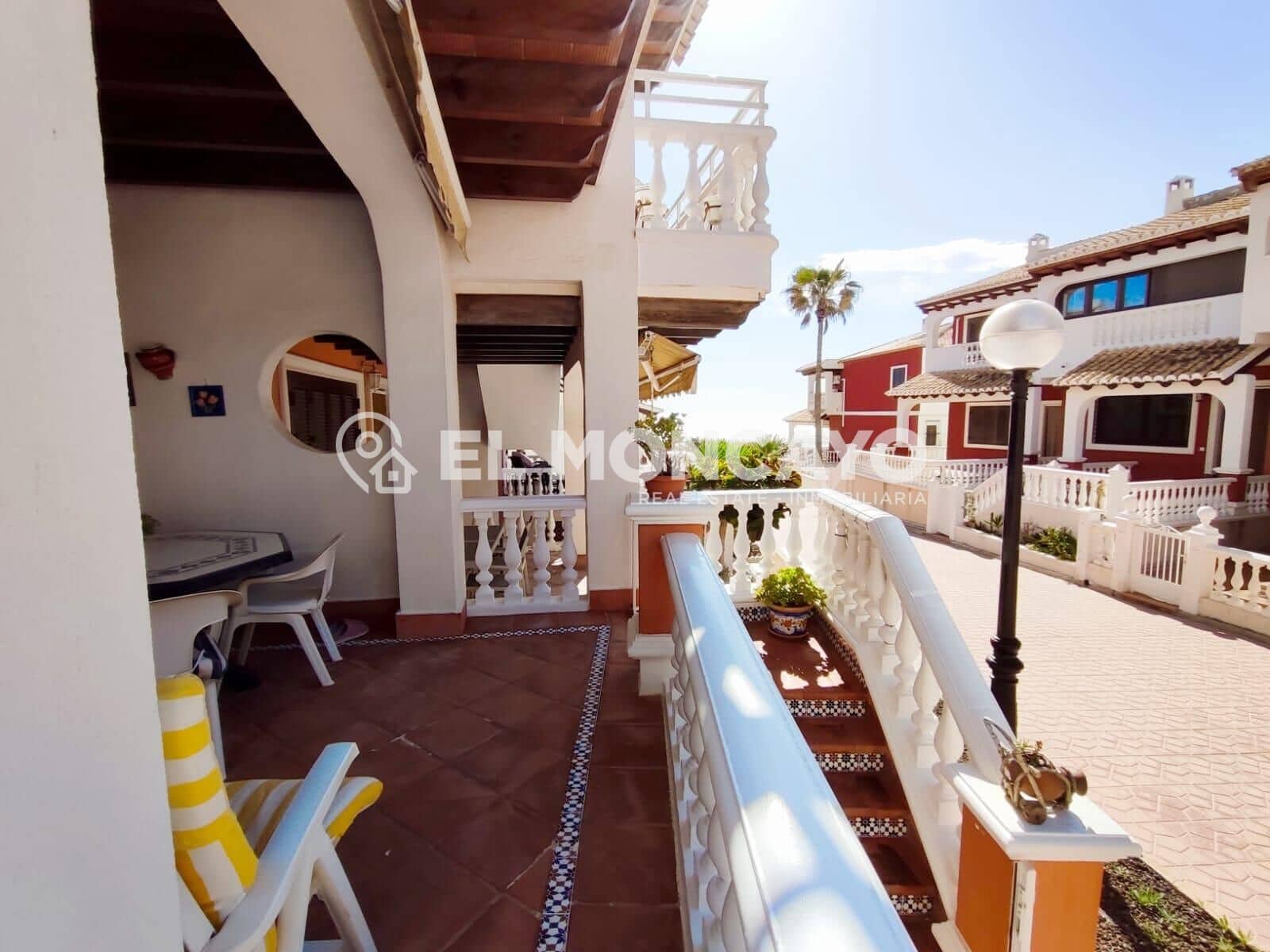 Adosado de 5 habitaciones en Guardamar del Segura en venta con garaje - 360.000 € (Ref: 8938573)