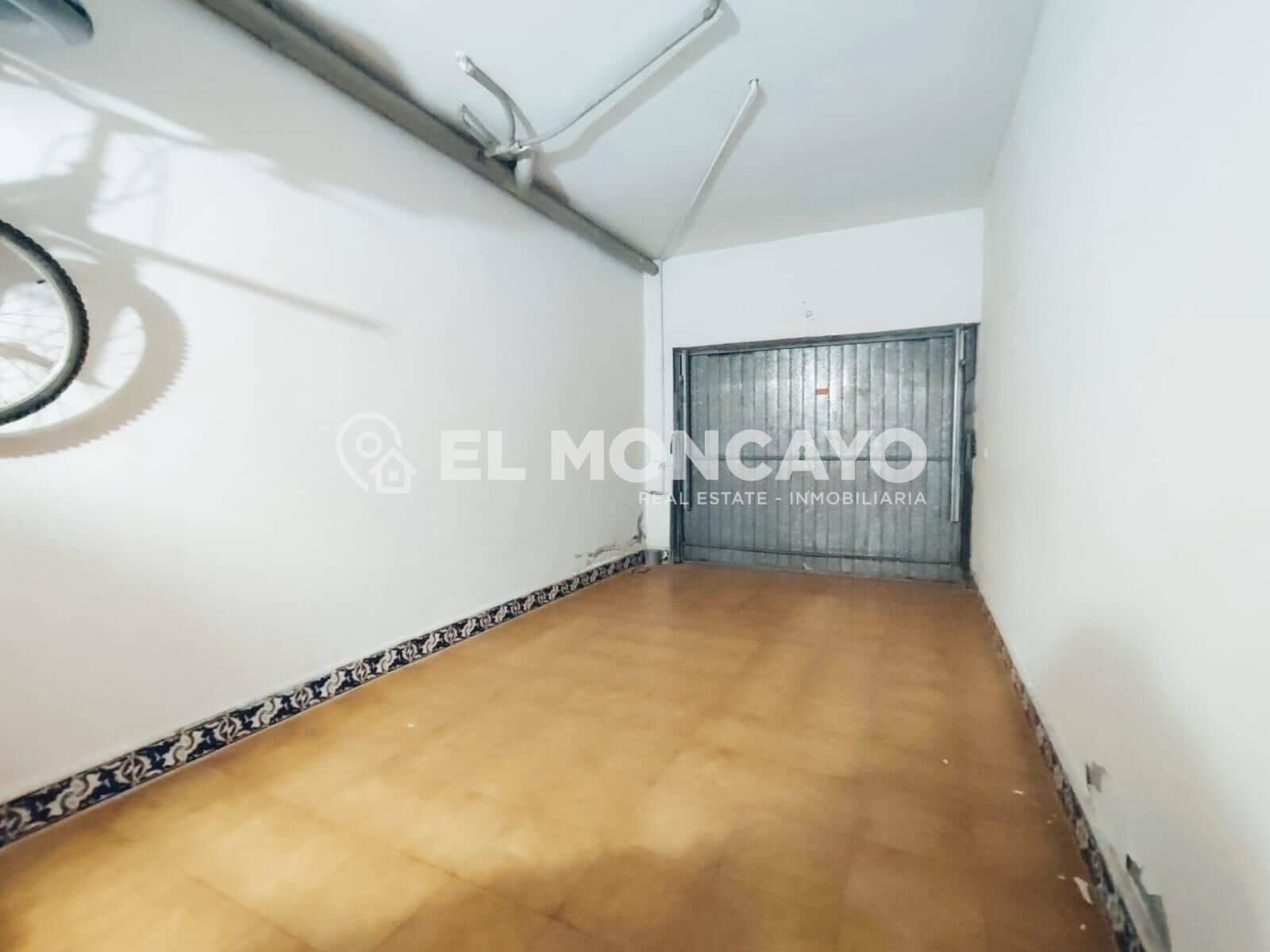 Adosado de 5 habitaciones en Guardamar del Segura en venta con garaje - 360.000 € (Ref: 8938573)