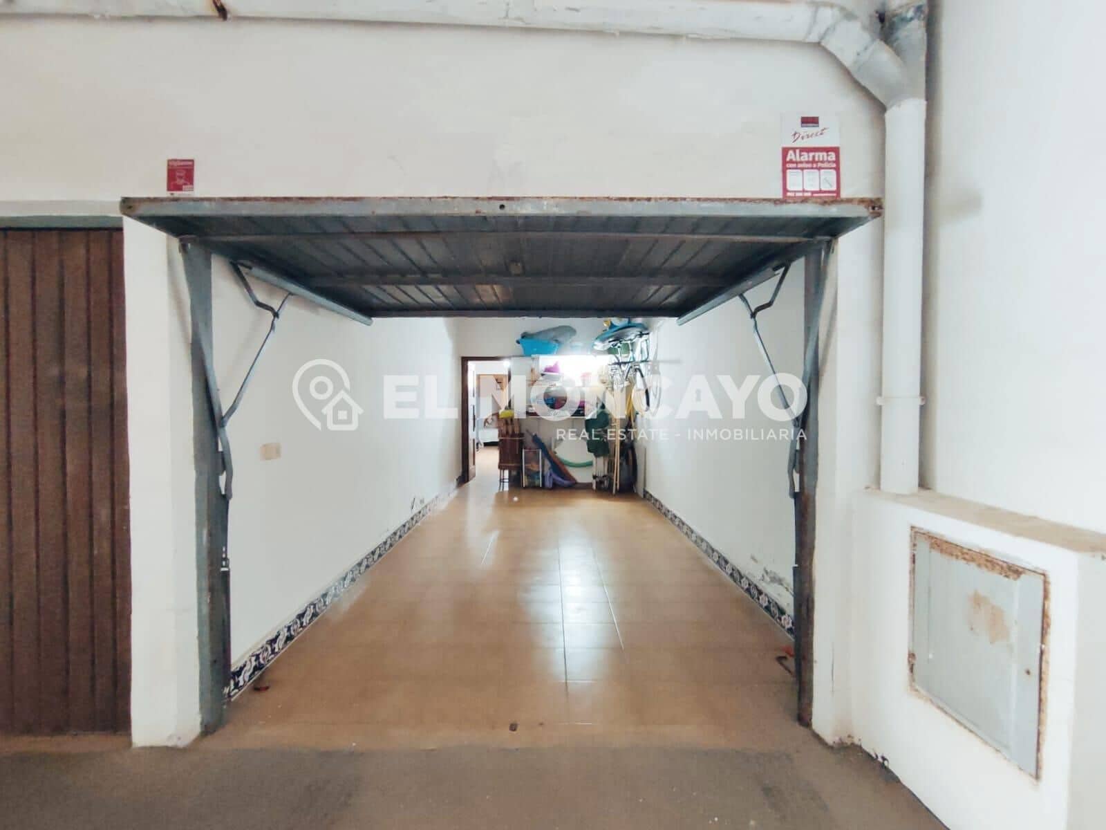 Adosado de 5 habitaciones en Guardamar del Segura en venta con garaje - 360.000 € (Ref: 8938573)