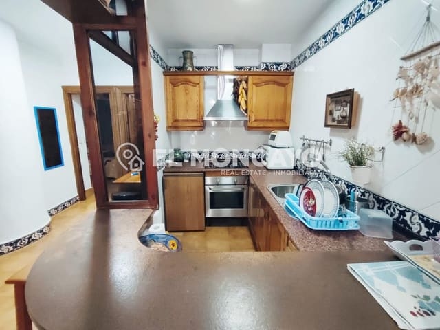 Adosado de 5 habitaciones en Guardamar del Segura en venta con garaje - 360.000 € (Ref: 8938573)