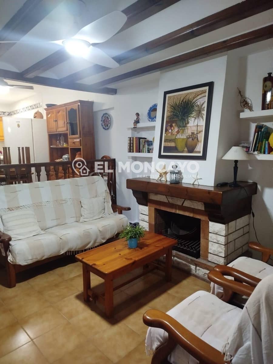 5 bedroom Terraced Villa for sale in Guardamar del Segura with garage - € 360,000 (Ref: 8938573)