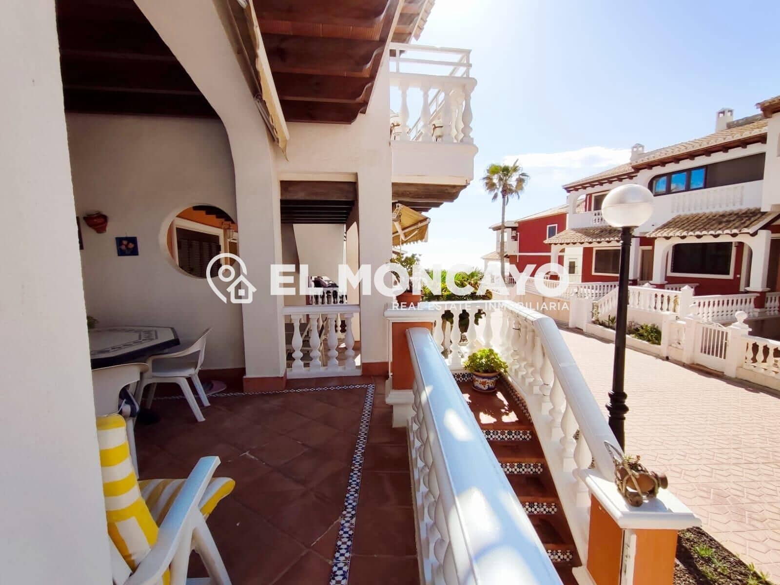 5 bedroom Terraced Villa for sale in Guardamar del Segura with garage - € 360,000 (Ref: 8938573)