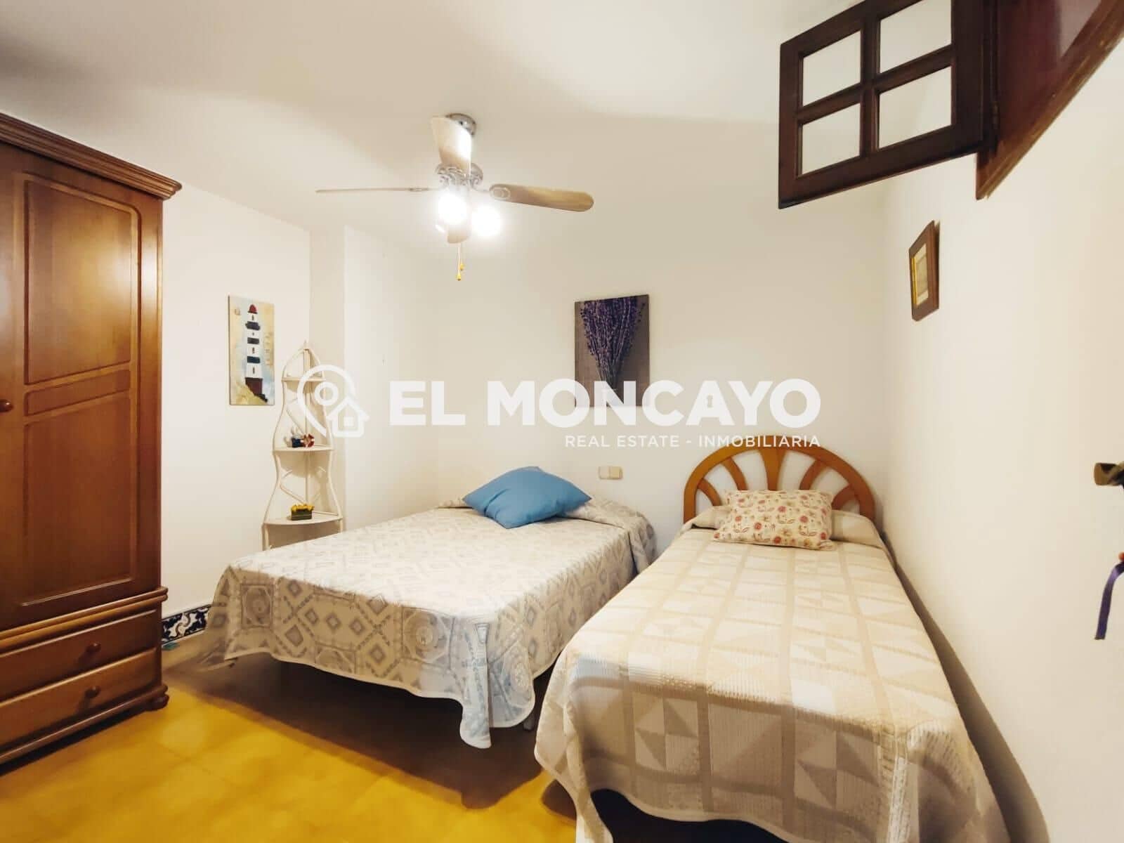 5 bedroom Terraced Villa for sale in Guardamar del Segura with garage - € 360,000 (Ref: 8938573)