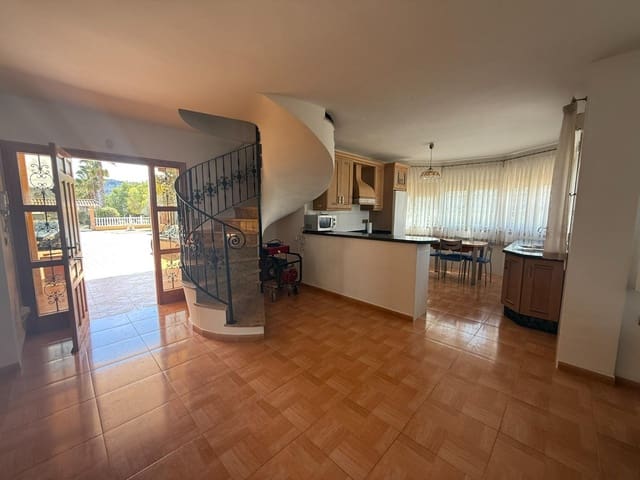 4 slaapkamer Villa te koop in Cehegín met zwembad - € 389.900 (Ref: 8950625)
