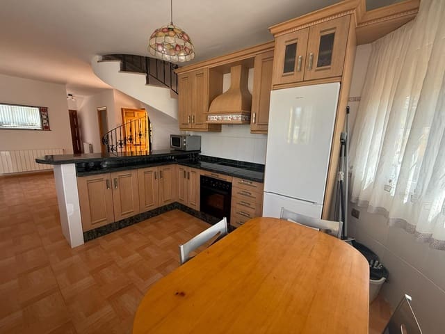 4 slaapkamer Villa te koop in Cehegín met zwembad - € 389.900 (Ref: 8950625)