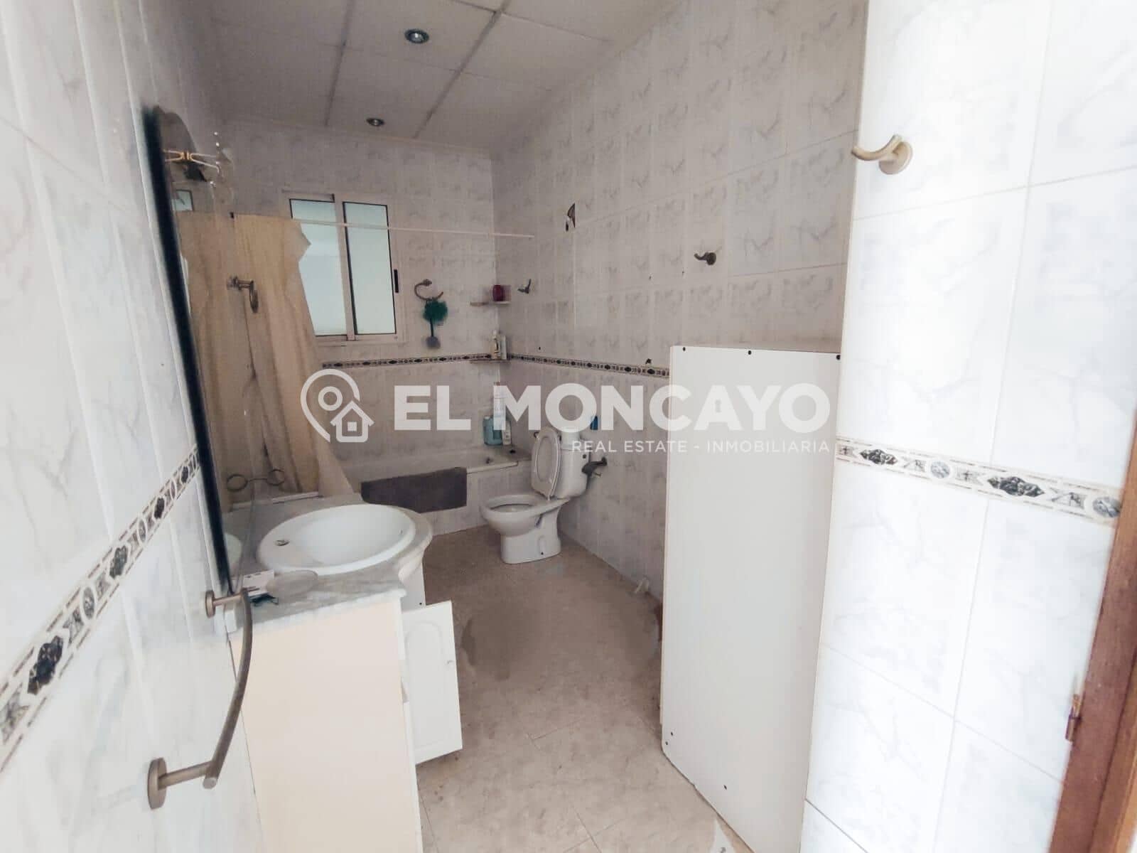 5 soveværelse Byhus til salg i Daya Nueva med swimmingpool garage - € 550.000 (Ref: 8961518)