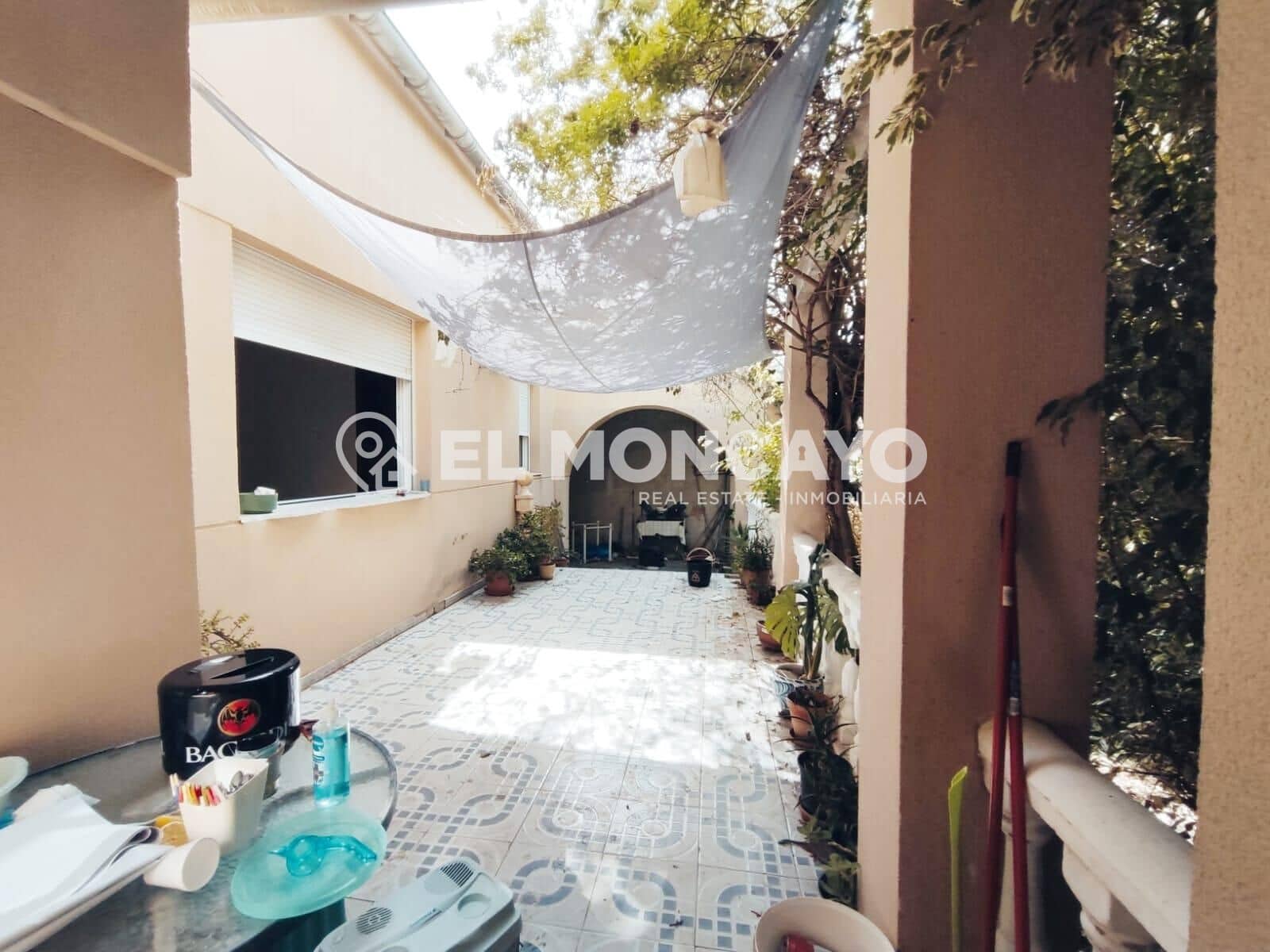 5 soveværelse Byhus til salg i Daya Nueva med swimmingpool garage - € 550.000 (Ref: 8961518)