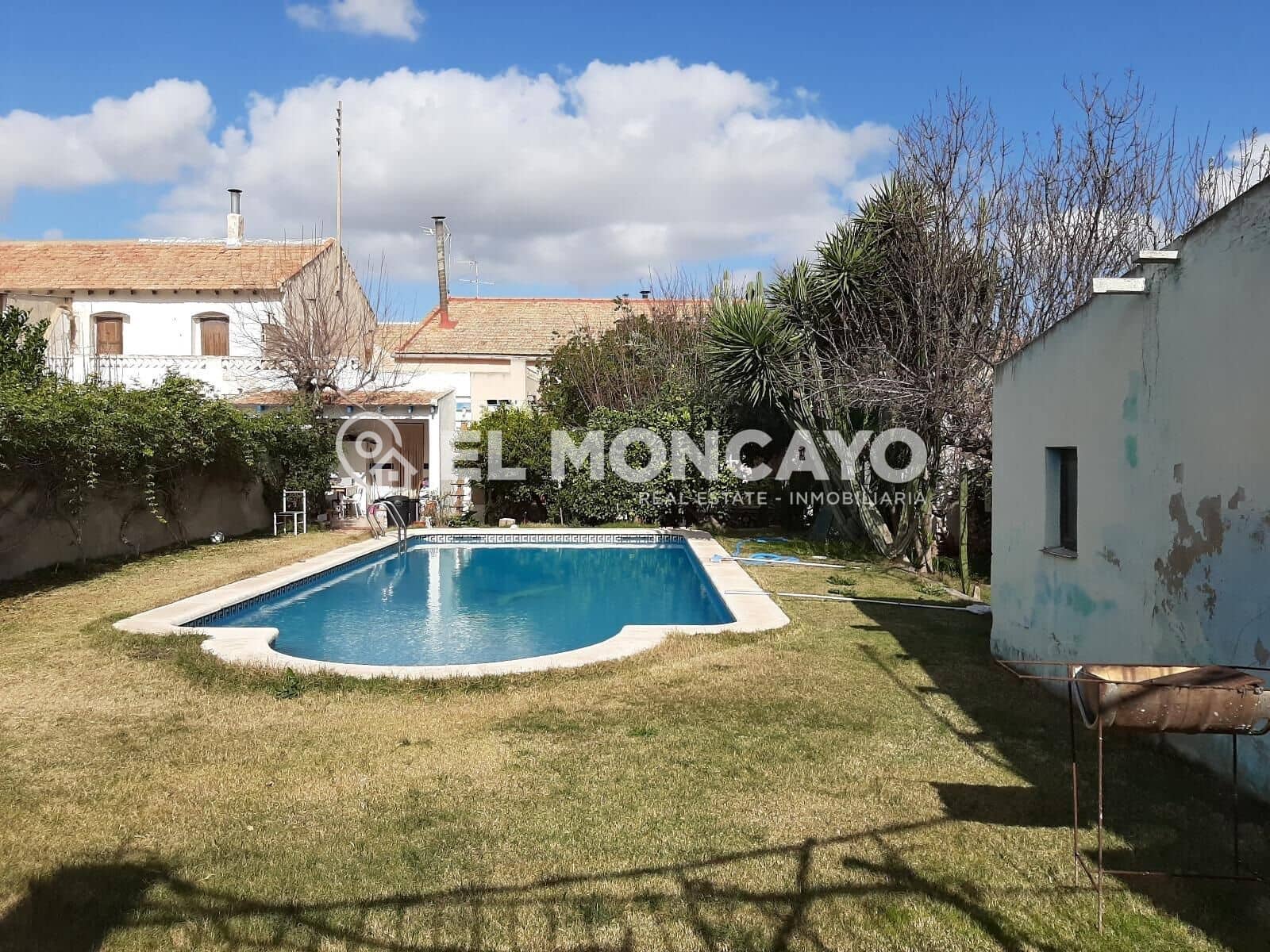 5 soveværelse Byhus til salg i Daya Nueva med swimmingpool garage - € 550.000 (Ref: 8961518)