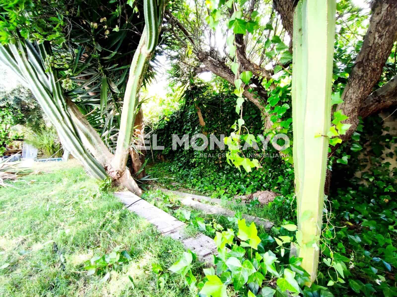 5 soveværelse Byhus til salg i Daya Nueva med swimmingpool garage - € 550.000 (Ref: 8961518)