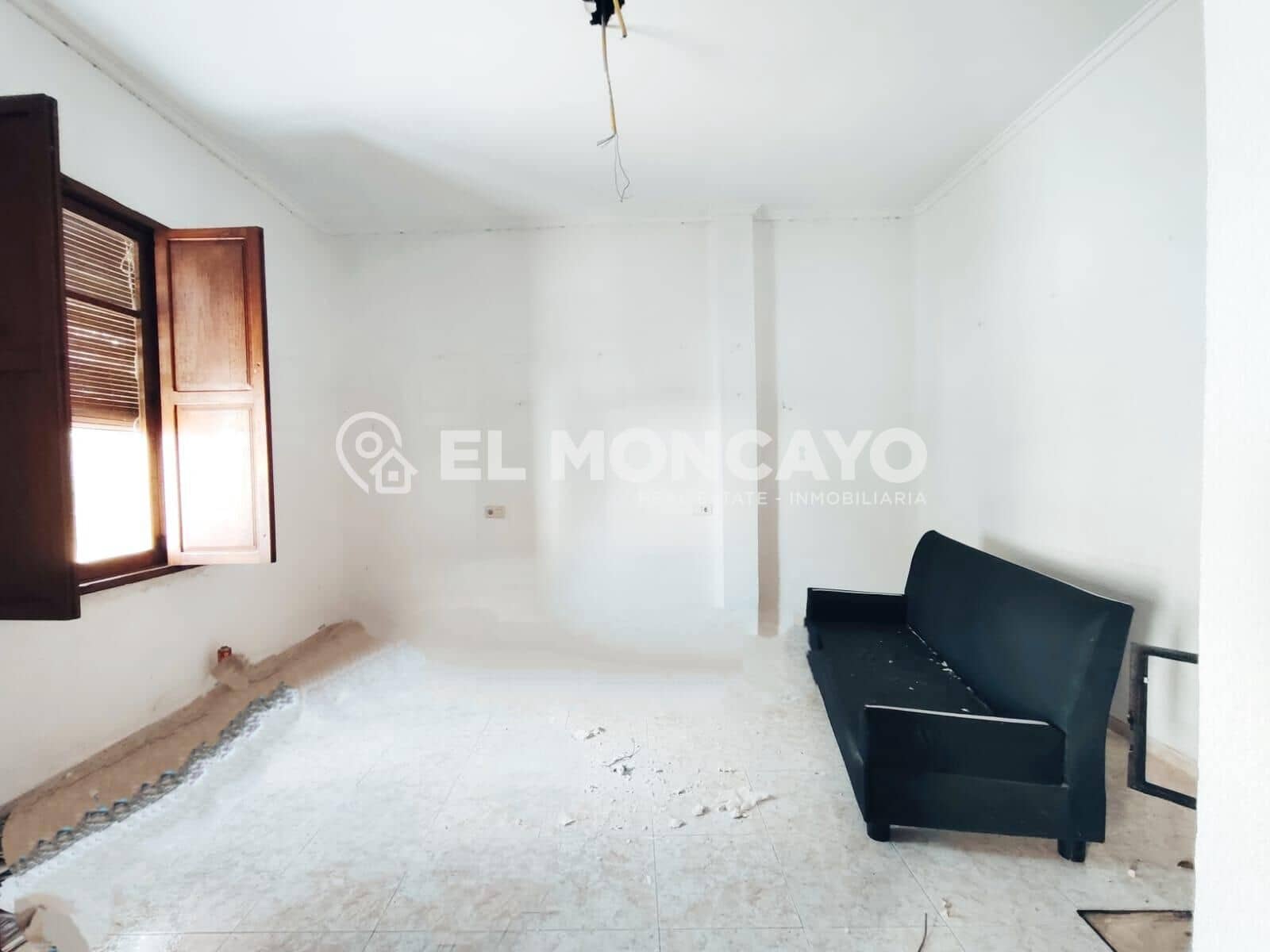 5 soveværelse Byhus til salg i Daya Nueva med swimmingpool garage - € 550.000 (Ref: 8961518)