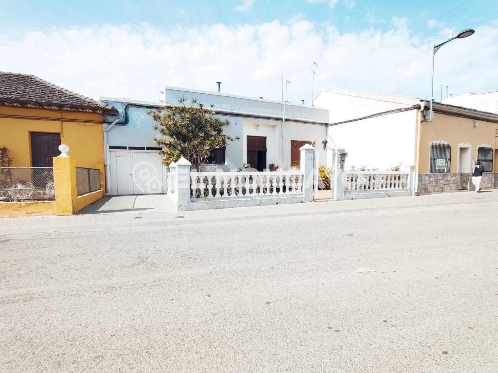 5 soveværelse Byhus til salg i Daya Nueva med swimmingpool garage - € 550.000 (Ref: 8961518)