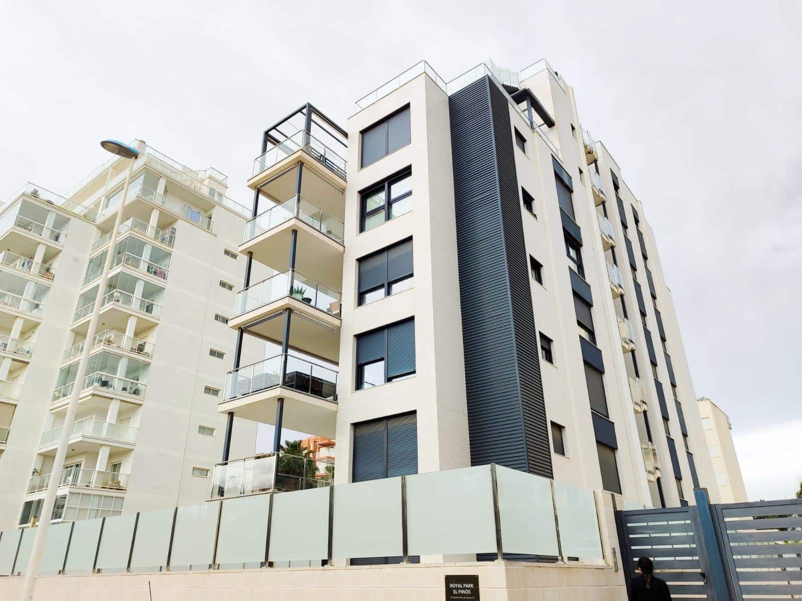 3 slaapkamer Penthouse te koop in Guardamar del Segura met zwembad garage - € 625.000 (Ref: 8976394)