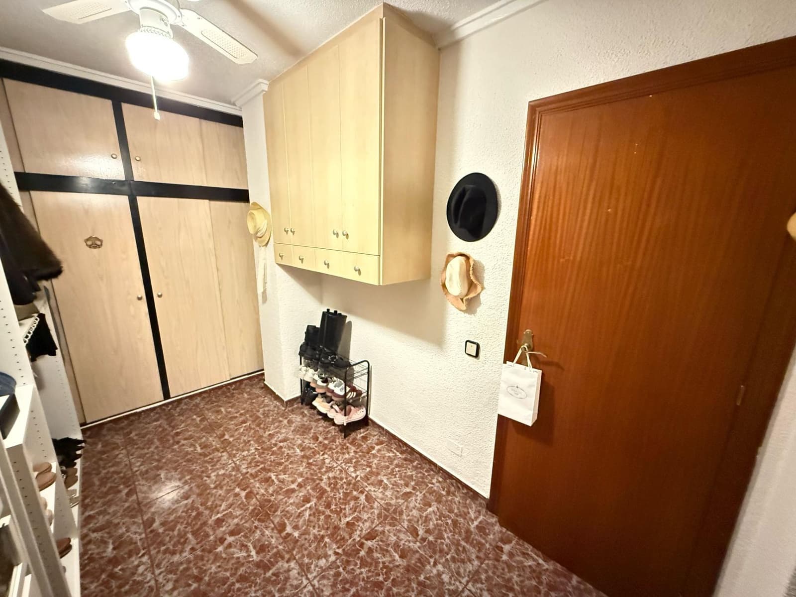 Piso de 3 habitaciones en Guardamar del Segura en venta - 149.900 € (Ref: 9001357)