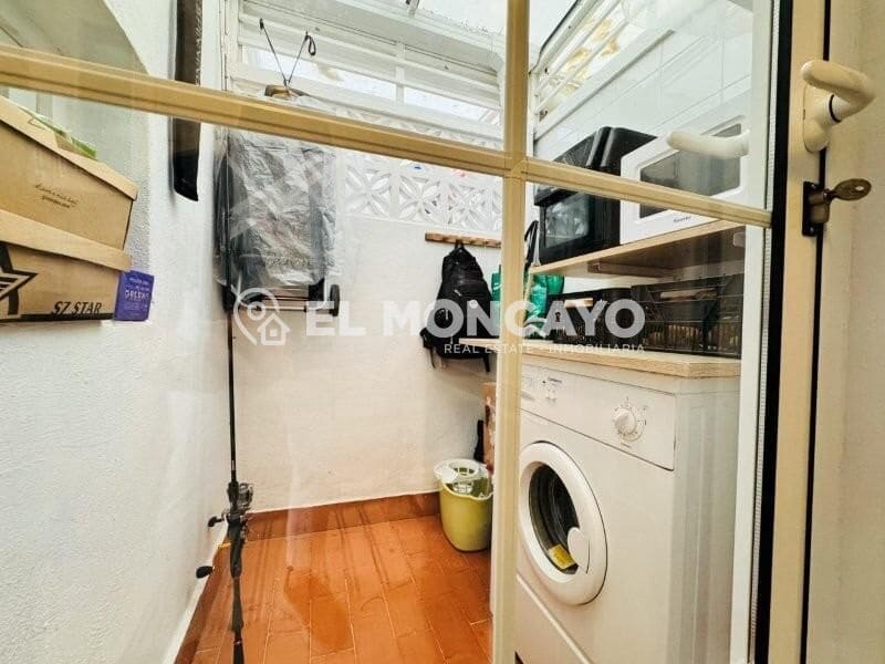 2 sypialnia Bungalow na sprzedaż w Torrevieja z basenem garażem - 210 000 € (Ref: 9005411)