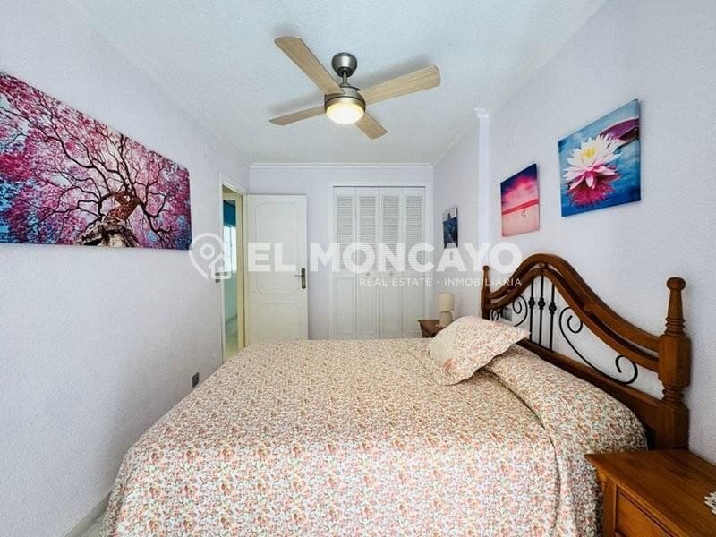 2 sypialnia Bungalow na sprzedaż w Torrevieja z basenem garażem - 210 000 € (Ref: 9005411)