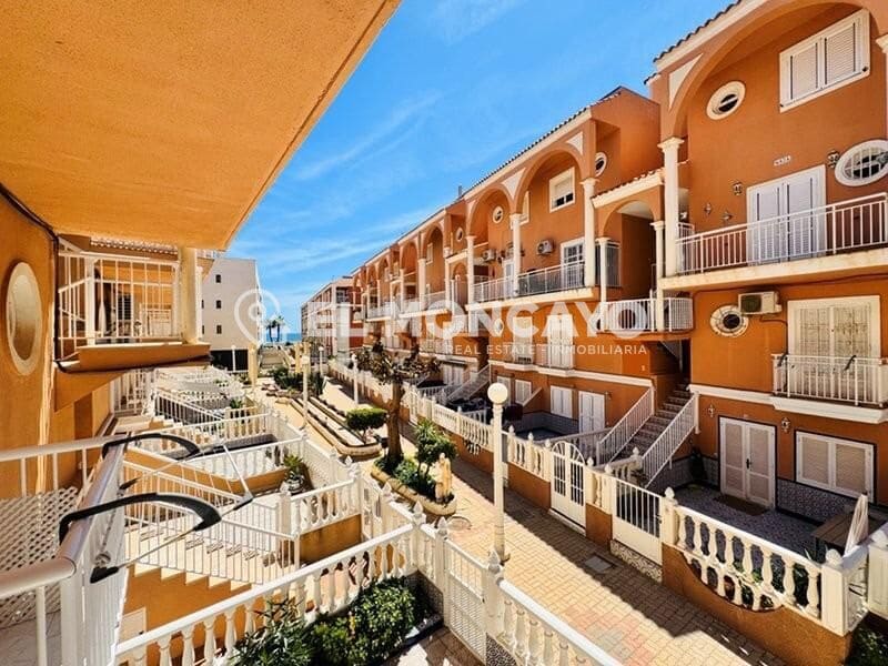 2 sypialnia Bungalow na sprzedaż w Torrevieja z basenem garażem - 210 000 € (Ref: 9005411)