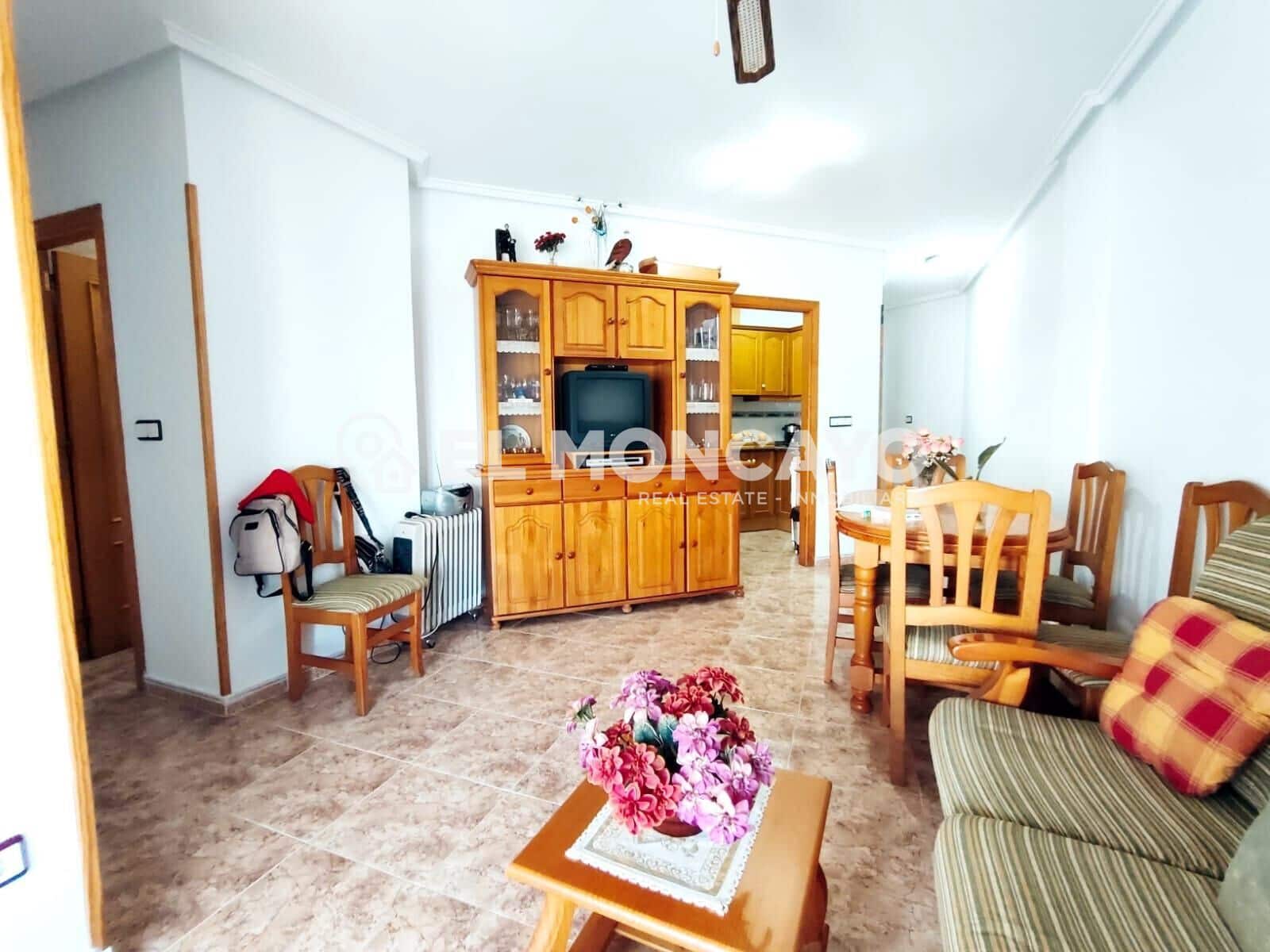 2 Zimmer Apartment zu verkaufen in Guardamar del Segura mit Garage - 135.000 € (Ref: 9012364)