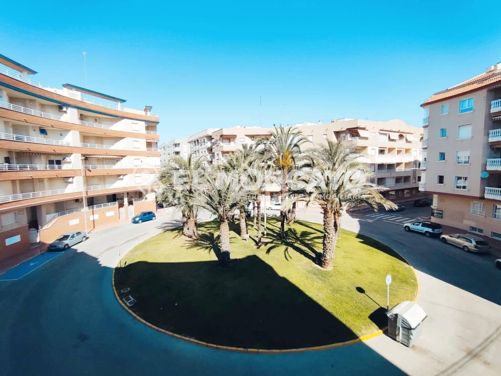 2 Zimmer Apartment zu verkaufen in Guardamar del Segura mit Garage - 135.000 € (Ref: 9012364)