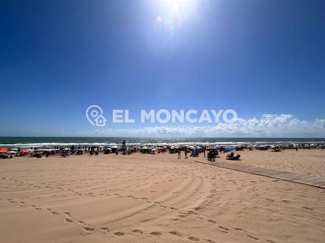 4 quarto Comercial para venda em Guardamar del Segura - 150 000 € (Ref: 9017386)