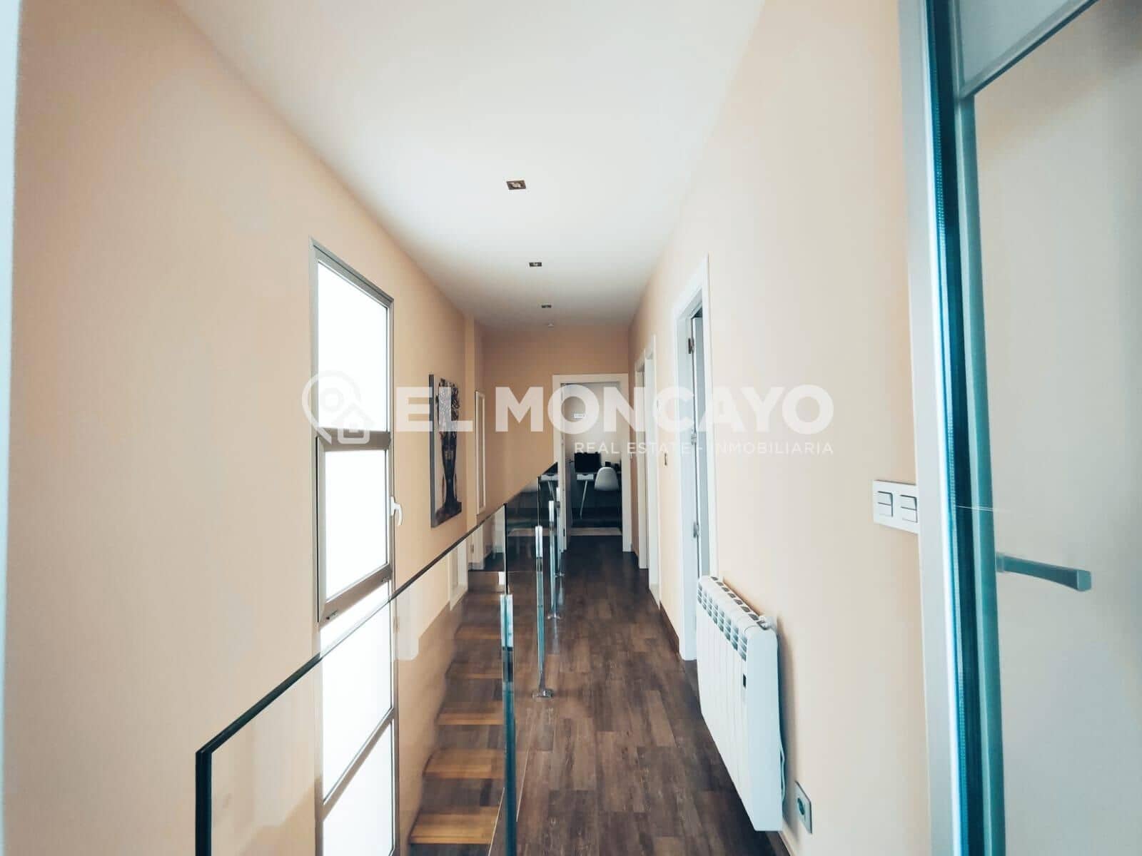 3 soveværelse Rækkehus til salg i Daya Vieja med swimmingpool - € 429.000 (Ref: 9020791)