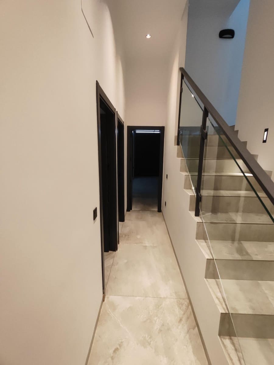 4 Zimmer Villa zu verkaufen in Ciudad Quesada mit Pool - 689.900 € (Ref: 9029844)