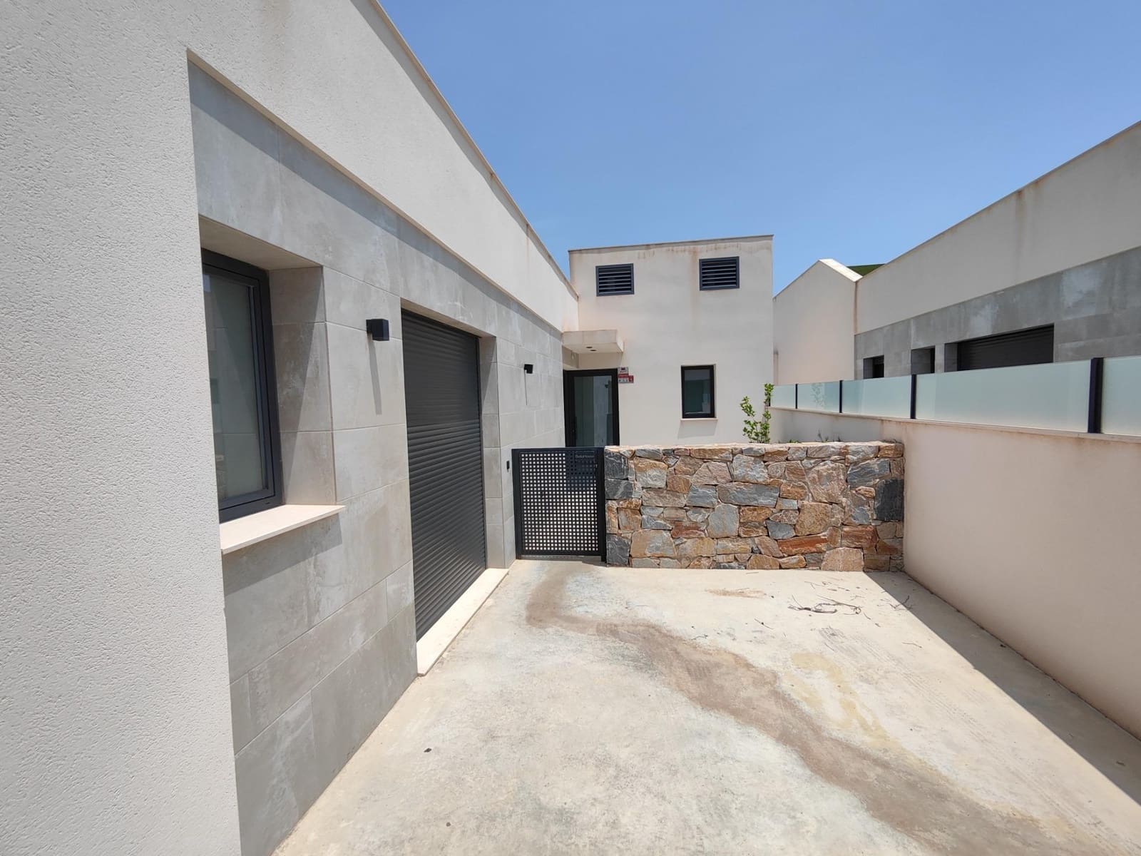 4 Zimmer Villa zu verkaufen in Ciudad Quesada mit Pool - 689.900 € (Ref: 9029844)