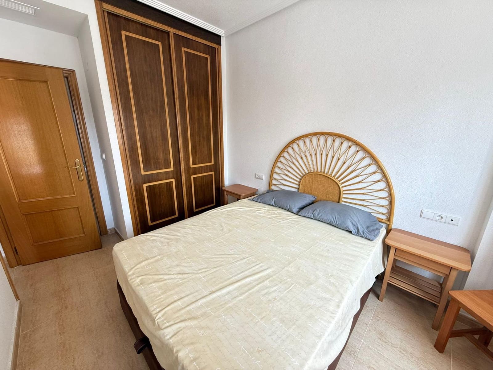 3 sypialnia Mieszkanie na sprzedaż w Guardamar del Segura z basenem - 185 000 € (Ref: 9037983)