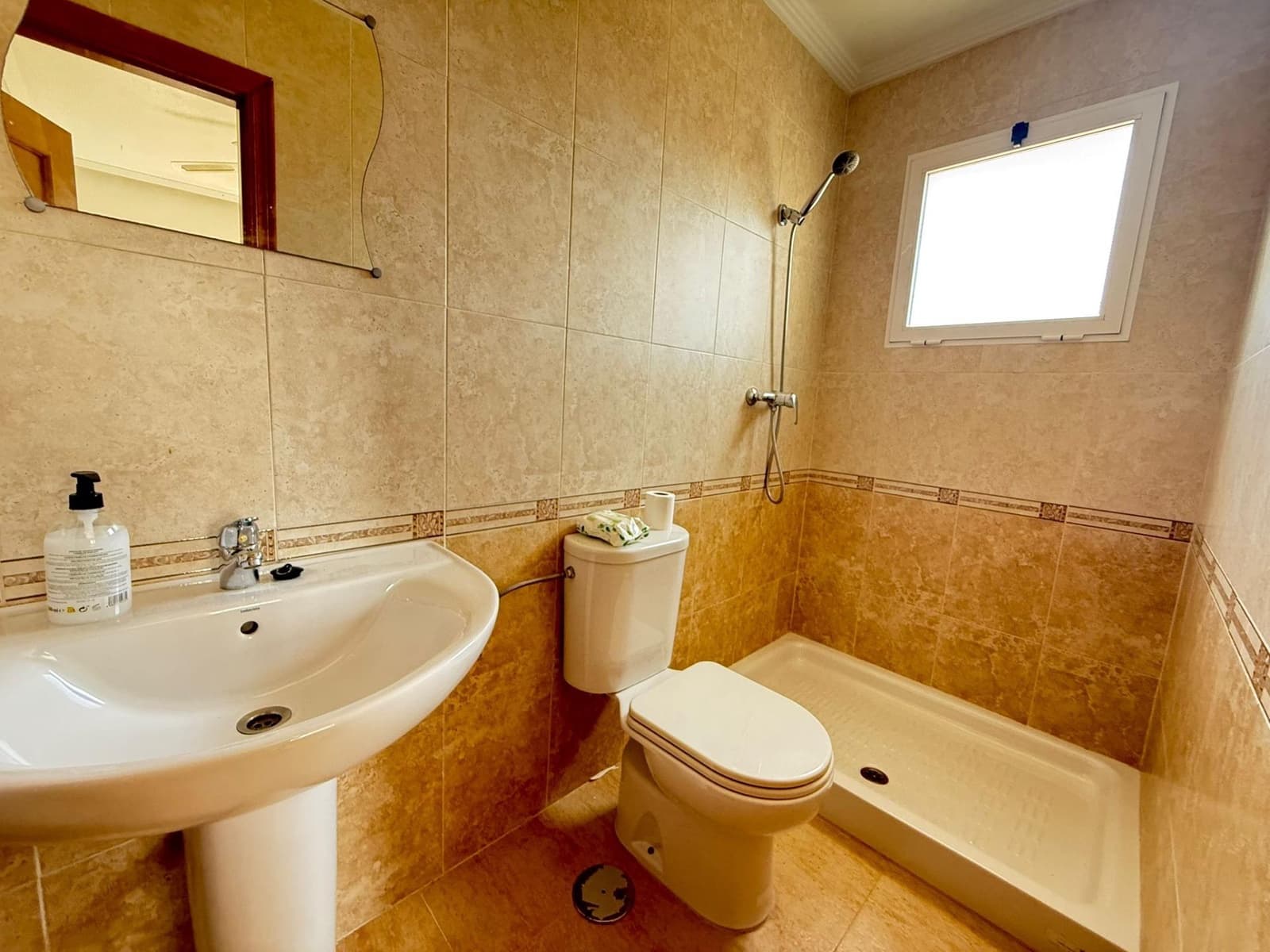 3 sypialnia Mieszkanie na sprzedaż w Guardamar del Segura z basenem - 185 000 € (Ref: 9037983)