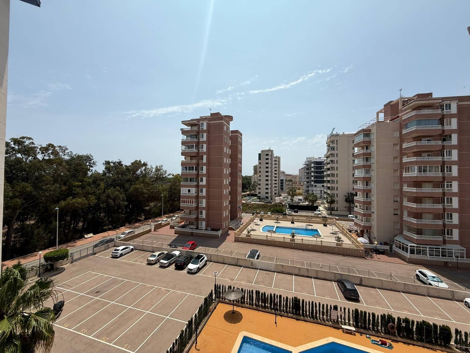 3 sypialnia Mieszkanie na sprzedaż w Guardamar del Segura z basenem - 185 000 € (Ref: 9037983)