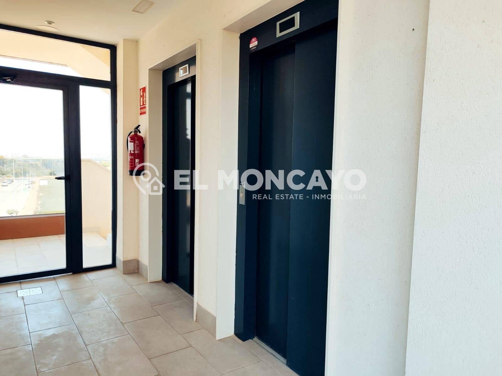 2 slaapkamer Appartement te koop in Guardamar del Segura met zwembad - € 270.000 (Ref: 9049104)