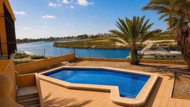 3 sovrum Villa till salu i La Manga del Mar Menor med pool garage - 780 000 € (Ref: 9050913)