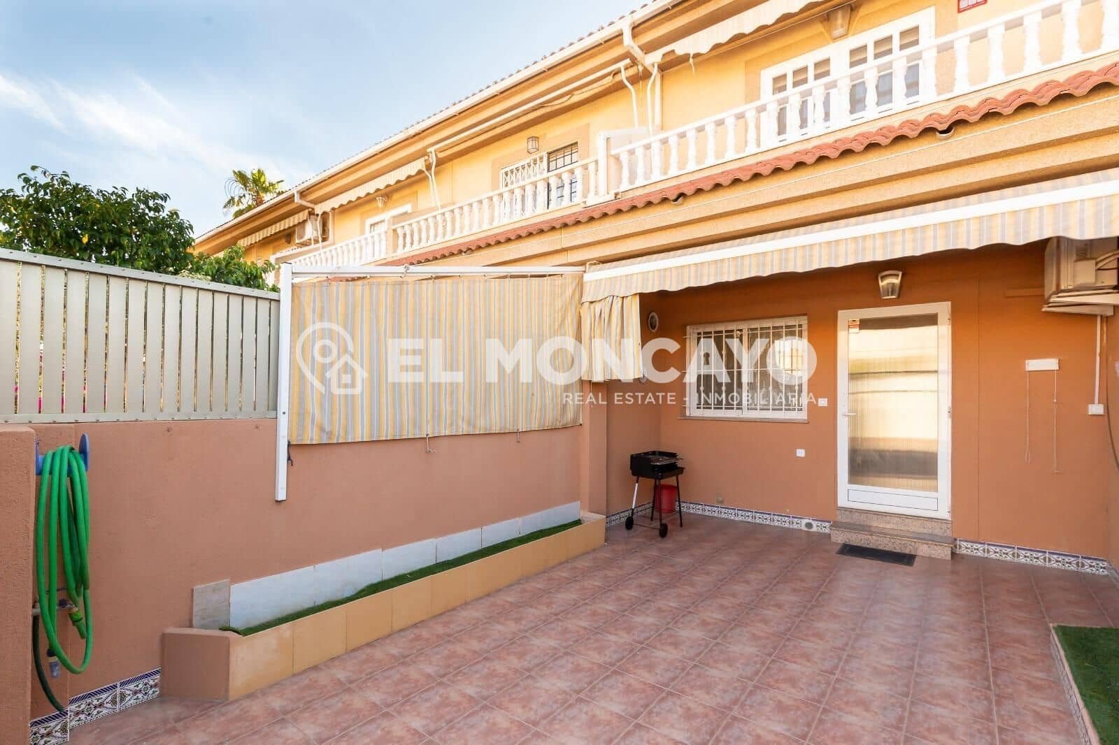 3 soverom Rekkehus til salgs i Santiago de la Ribera med garasje - € 210 000 (Ref: 9069009)