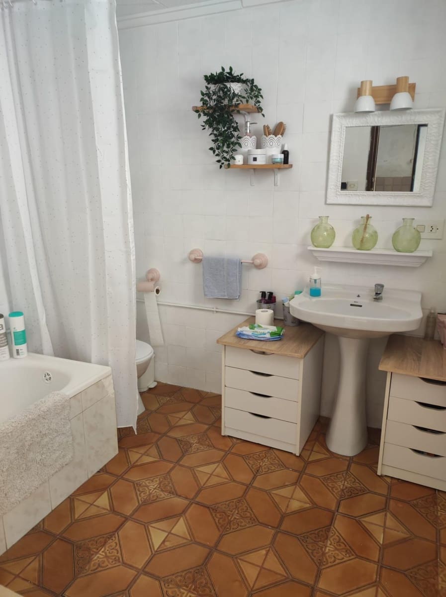 4 chambre Appartement à vendre à Guardamar del Segura - 210 000 € (Ref: 9073599)