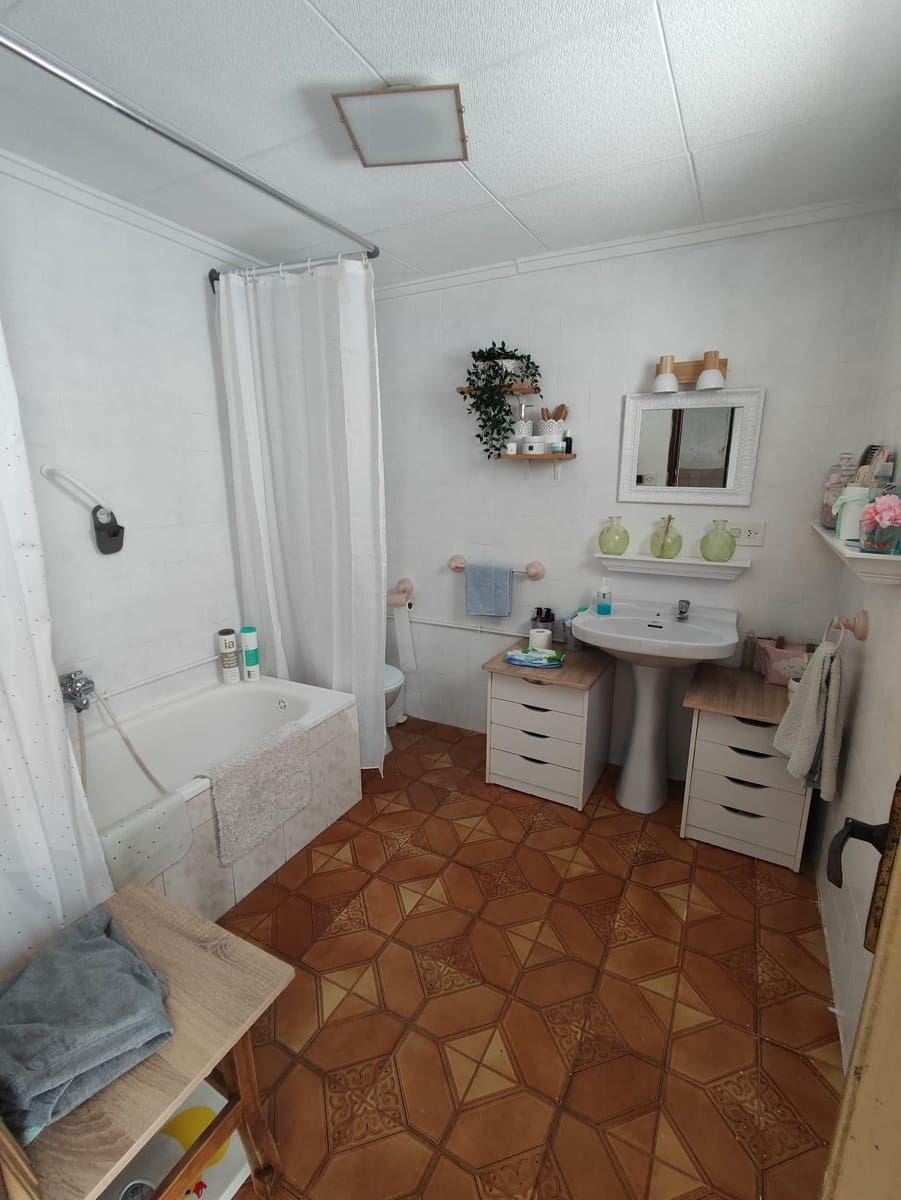 4 chambre Appartement à vendre à Guardamar del Segura - 210 000 € (Ref: 9073599)