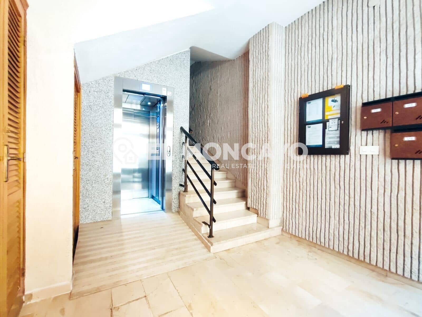 3 soverom Penthouse til salgs i Guardamar del Segura - € 295 000 (Ref: 9075770)