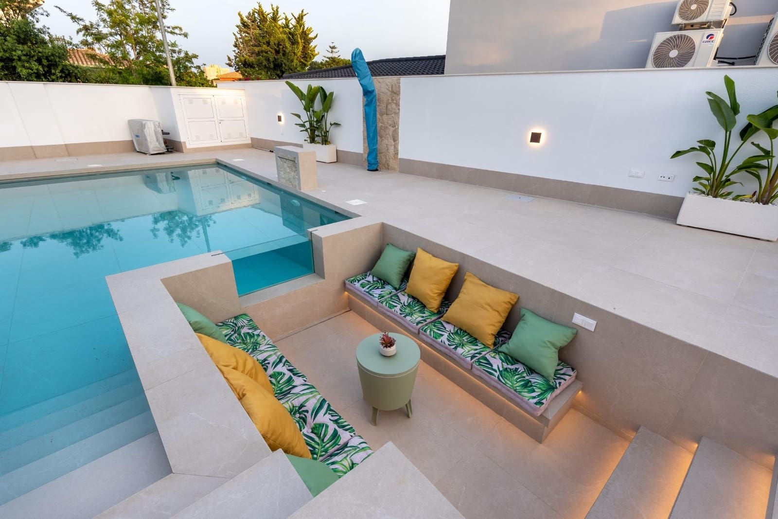 4 sypialnia Willa na sprzedaż w Campoamor z basenem - 1 350 000 € (Ref: 9081407)