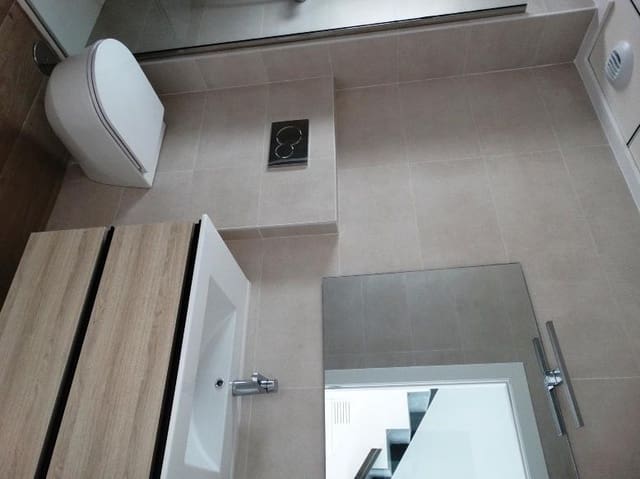 3 soveværelse Semi-Rækkehus til salg i Pilar de la Horadada med swimmingpool - € 379.900 (Ref: 9098982)