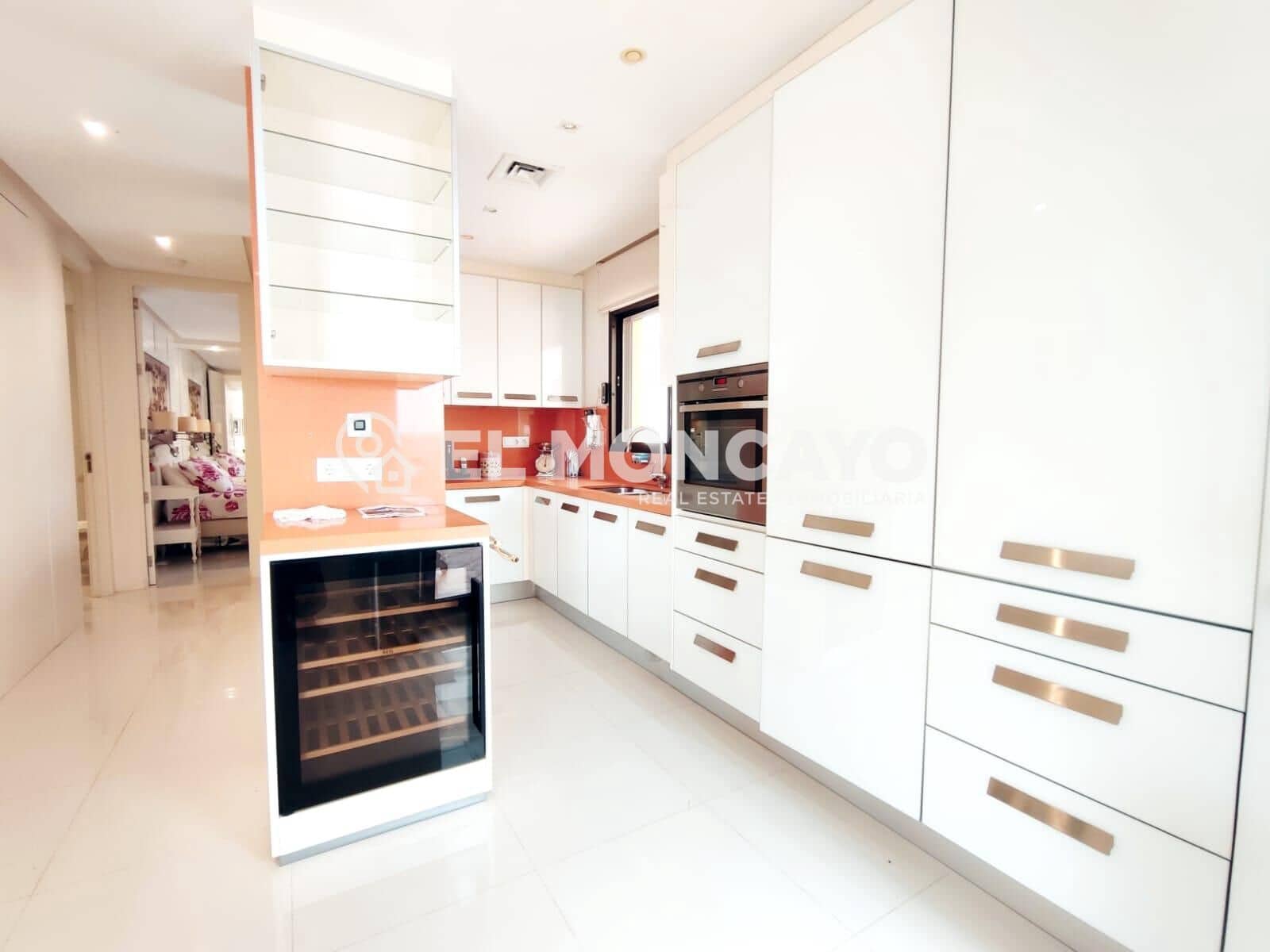 2 soveværelse Penthouse til salg i Guardamar del Segura med swimmingpool garage - € 498.765 (Ref: 9115976)