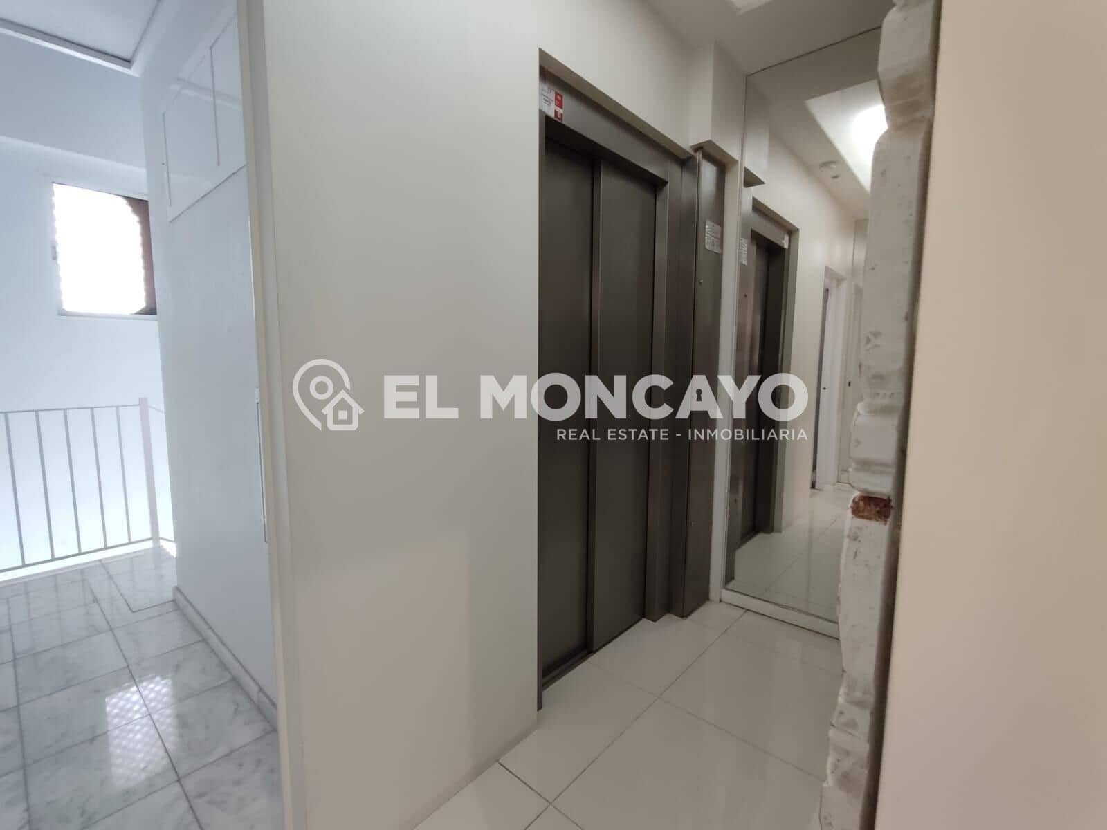 2 soveværelse Penthouse til salg i Guardamar del Segura med swimmingpool garage - € 498.765 (Ref: 9115976)