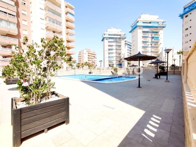 2 quarto Apartamento para venda em Guardamar del Segura com piscina - 230 000 € (Ref: 9128158)