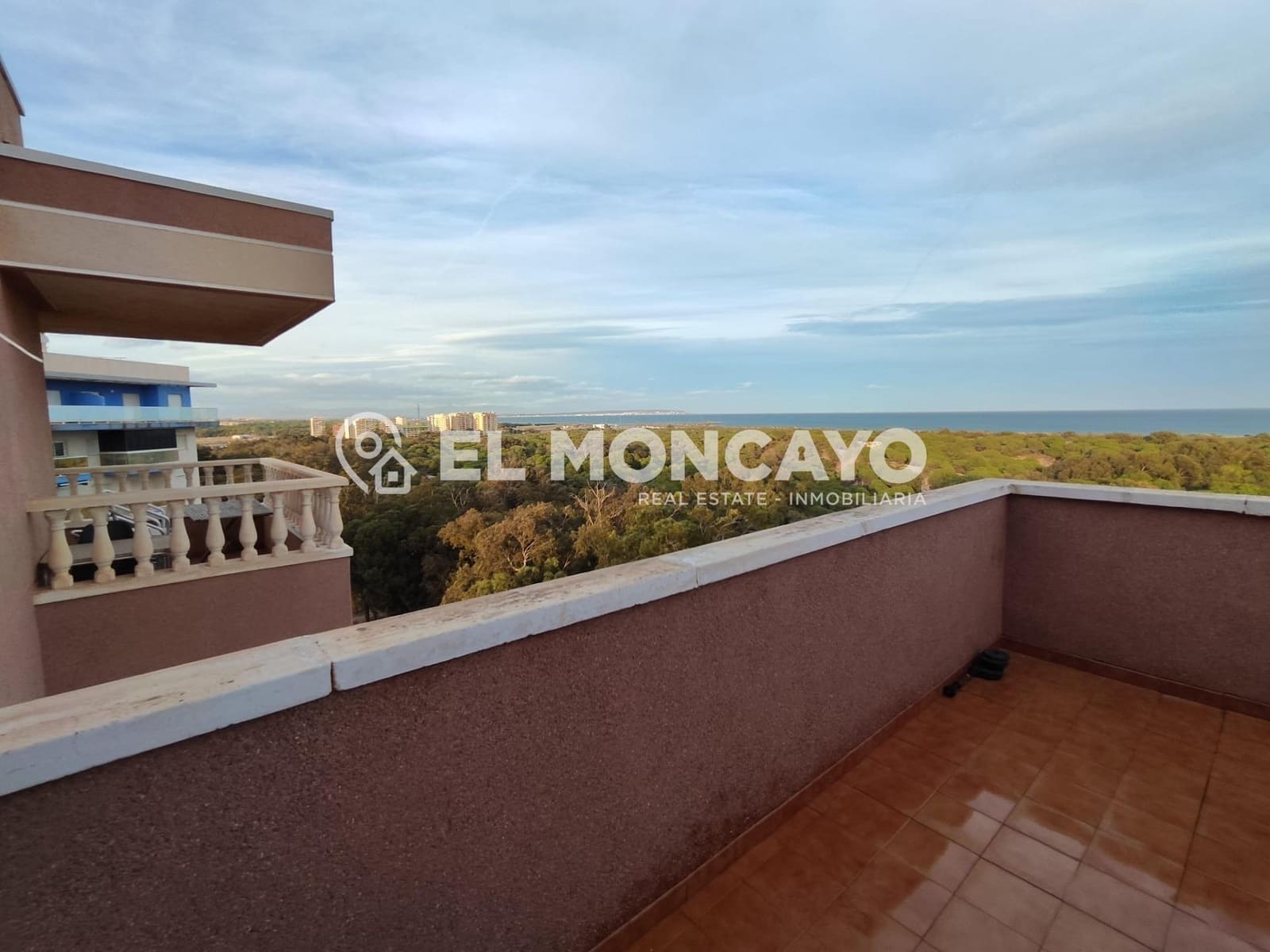 2 quarto Apartamento para venda em Guardamar del Segura com piscina - 230 000 € (Ref: 9128158)