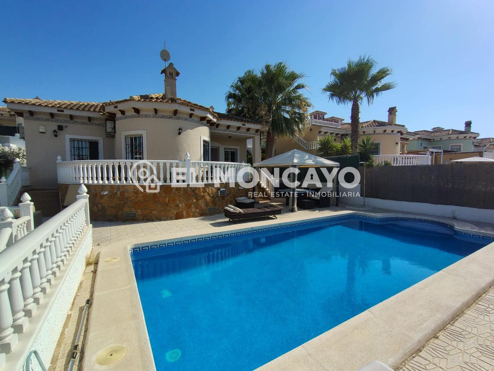 3 slaapkamer Villa te koop in Bigastro met zwembad - € 279.900 (Ref: 9132247)