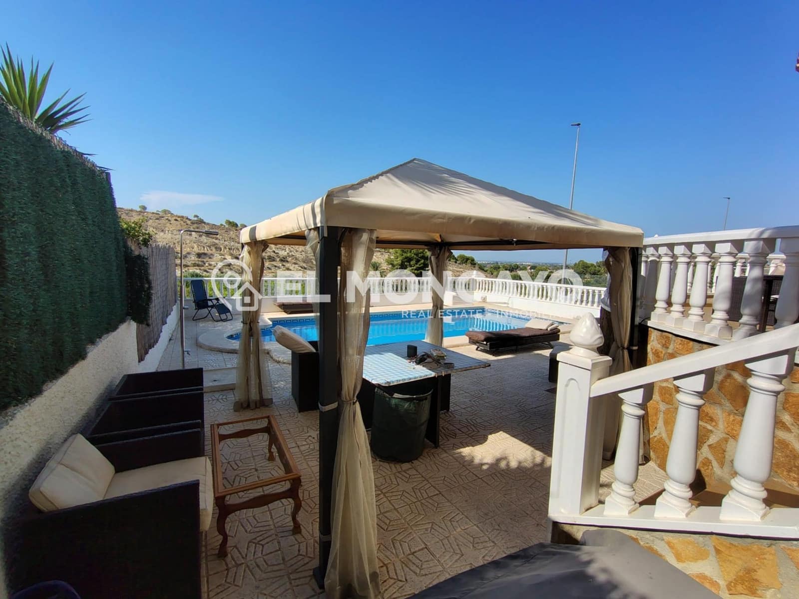 3 slaapkamer Villa te koop in Bigastro met zwembad - € 279.900 (Ref: 9132247)